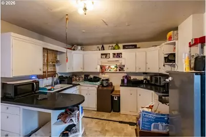 299 Gilbert St, Lebanon, OR 97355 - Photo 8