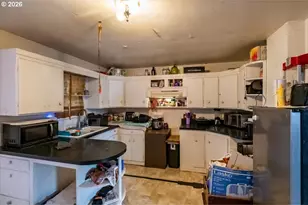 299 Gilbert St, Lebanon, OR 97355 - Photo 8