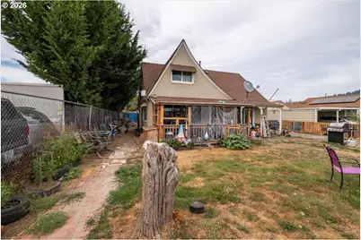299 Gilbert St, Lebanon, OR 97355 - Photo 2