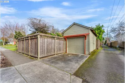 529 W 25th St, Vancouver, WA 98660 - Photo 2