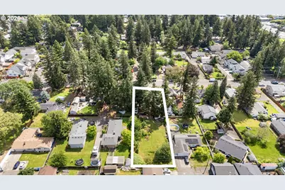 2237 SE 139th Ave, Portland, OR 97233 - Photo 2