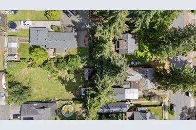 2237 SE 139th Ave, Portland, OR 97233 - Photo 34