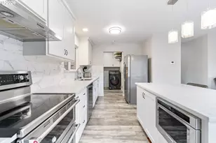 2237 SE 139th Ave, Portland, OR 97233 - Photo 8