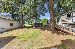 2237 SE 139th Ave, Portland, OR 97233 - Photo 30