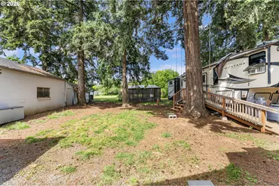 2237 SE 139th Ave, Portland, OR 97233 - Photo 30
