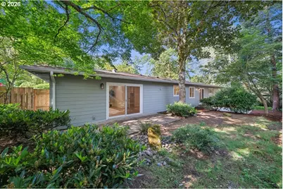 2001 Greentree Rd, Lake Oswego, OR 97034 - Photo 40