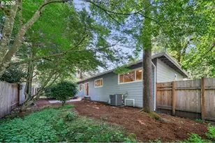 2001 Greentree Rd, Lake Oswego, OR 97034 - Photo 38