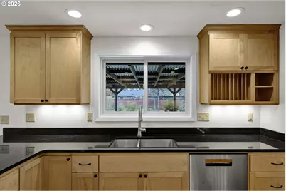 2095 Polk St, Eugene, OR 97405 - Photo 14