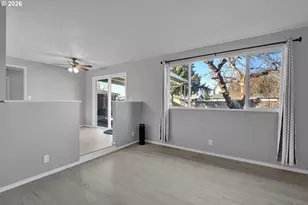 520 S 51st Pl, Springfield, OR 97478 - Photo 8