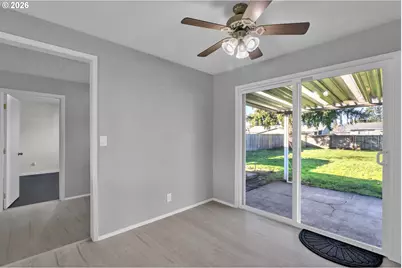 520 S 51st Pl, Springfield, OR 97478 - Photo 16