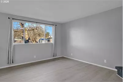 520 S 51st Pl, Springfield, OR 97478 - Photo 10