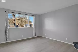 520 S 51st Pl, Springfield, OR 97478 - Photo 10