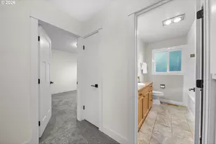 2410 NW 5th St, Gresham, OR 97030 - Photo 12