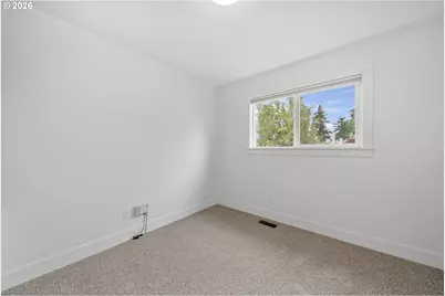 2410 NW 5th St, Gresham, OR 97030 - Photo 20