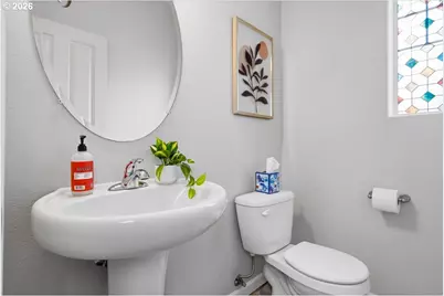 10529 NE Cedar Falls Loop, Hillsboro, OR 97006 - Photo 20