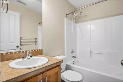 10529 NE Cedar Falls Loop, Hillsboro, OR 97006 - Photo 28