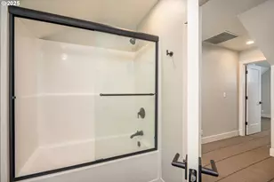 3346 Zane Ln, Eugene, OR 97404 - Photo 22