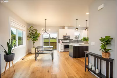 3346 Zane Ln, Eugene, OR 97404 - Photo 6