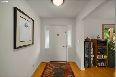 6464 SW Parkhill Dr, Portland, OR 97239 - Photo 16
