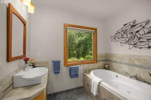 6464 SW Parkhill Dr, Portland, OR 97239 - Photo 40