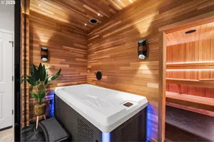 6055 SE 28th St, Gresham, OR 97080 - Photo 14