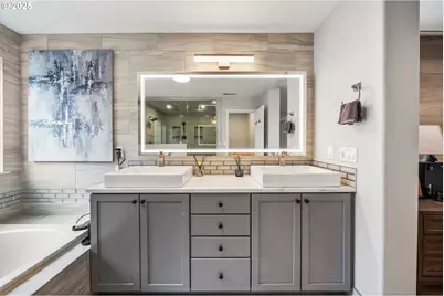 6055 SE 28th St, Gresham, OR 97080 - Photo 22