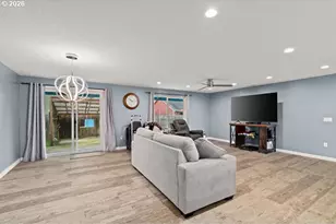 1015 SW 2nd St, Warrenton, OR 97146 - Photo 6