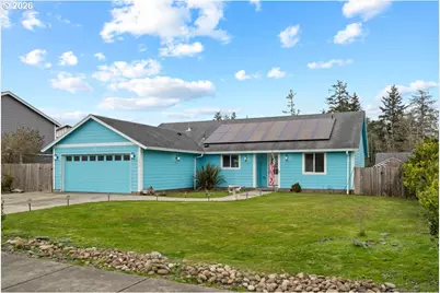 1015 SW 2nd St, Warrenton, OR 97146 - Photo 2