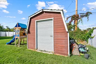 905 SW 4th St, Hermiston, OR 97838 - Photo 8