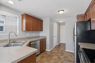 20583 SW Tesoro Ct, Beaverton, OR 97003 - Photo 8