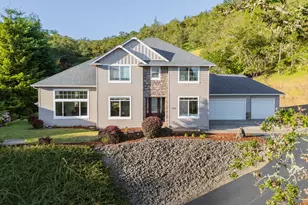 1797 NE Rocky Dr, Roseburg, OR 97470 - Photo 32