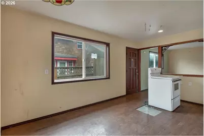 4634 SE Lee Ave, Lincoln City, OR 97367 - Photo 14