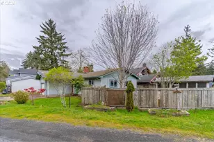4634 SE Lee Ave, Lincoln City, OR 97367 - Photo 6