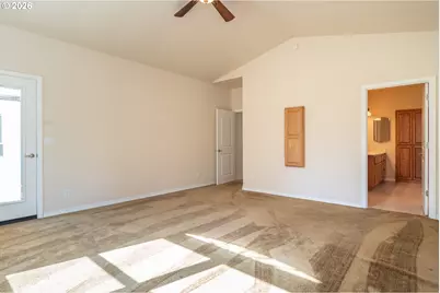 982 Doerner Rd, Roseburg, OR 97471 - Photo 20