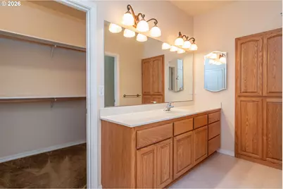 982 Doerner Rd, Roseburg, OR 97471 - Photo 22