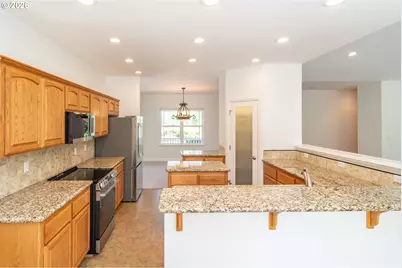982 Doerner Rd, Roseburg, OR 97471 - Photo 12