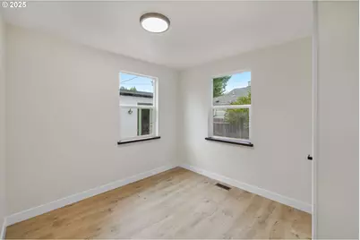 10116 N Hudson St, Portland, OR 97203 - Photo 18