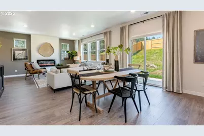 9409 SE Crystal Rose St, Happy Valley, OR 97086 - Photo 6