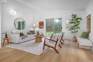 3306 NE Holman St, Portland, OR 97211 - Photo 6