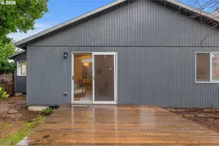 3306 NE Holman St, Portland, OR 97211 - Photo 30