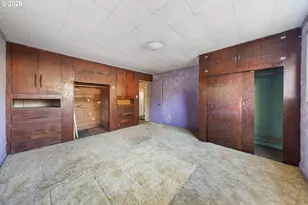 381 SE Gregory Dr, Winston, OR 97496 - Photo 18