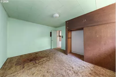 381 SE Gregory Dr, Winston, OR 97496 - Photo 16