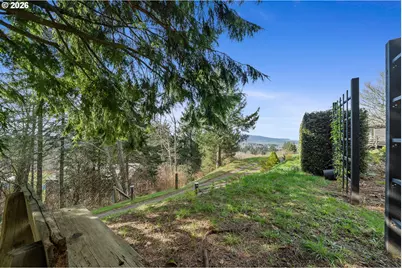 990 Skyline Dr, Tillamook, OR 97141 - Photo 20