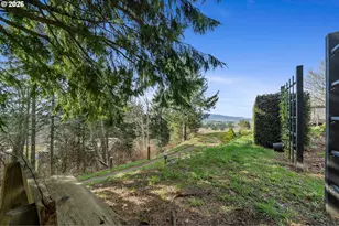 990 Skyline Dr, Tillamook, OR 97141 - Photo 20