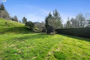 990 Skyline Dr, Tillamook, OR 97141 - Photo 18