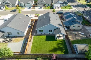 392 Owens Wy, Creswell, OR 97426 - Photo 36