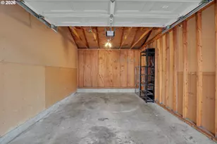 12506 SE Stark St, Portland, OR 97233 - Photo 30