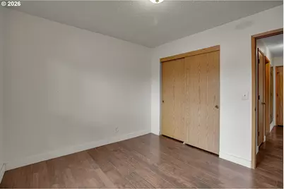 12506 SE Stark St #E, Portland, OR 97233 - Photo 20