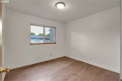 12506 SE Stark St #E, Portland, OR 97233 - Photo 22