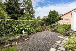 11925 SE 70th Ave, Milwaukie, OR 97222 - Photo 14